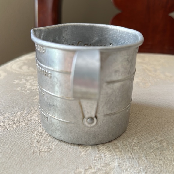SwansDown Cake Flour vintage aluminum measuring tin, circa 1930s - Picture 5 of 11
